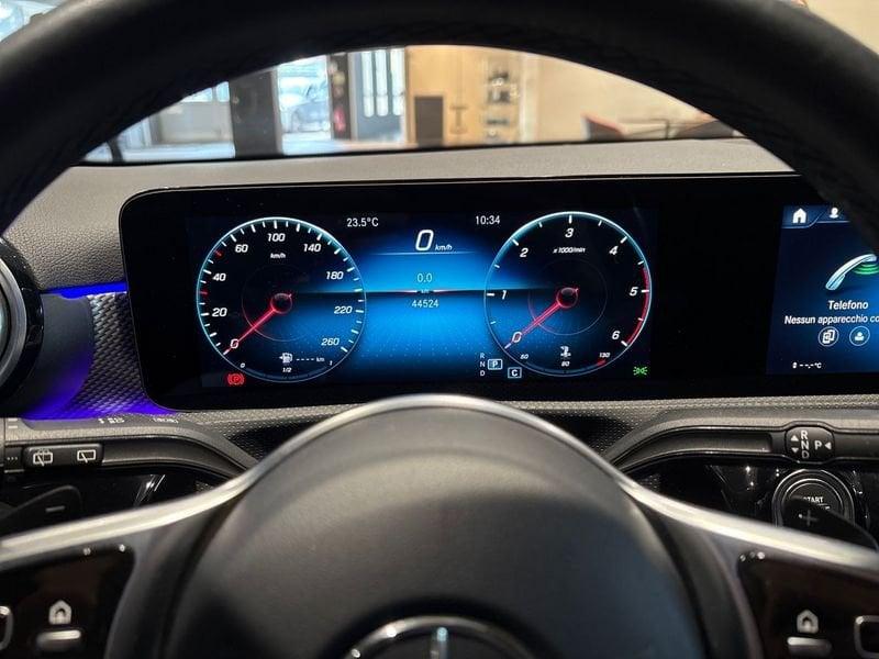 Mercedes-Benz Classe A A 180 d Sport Night edition auto
