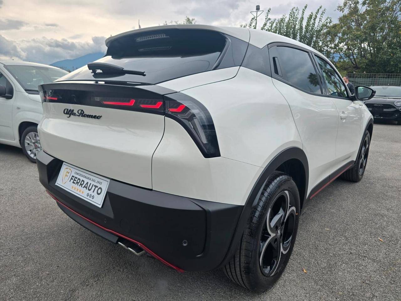 ALFA JUNIOR 1.2 136CV EDCT6 HYBRID SPECIALE