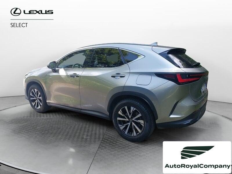 Lexus NX Hybrid Premium 4WD MY22