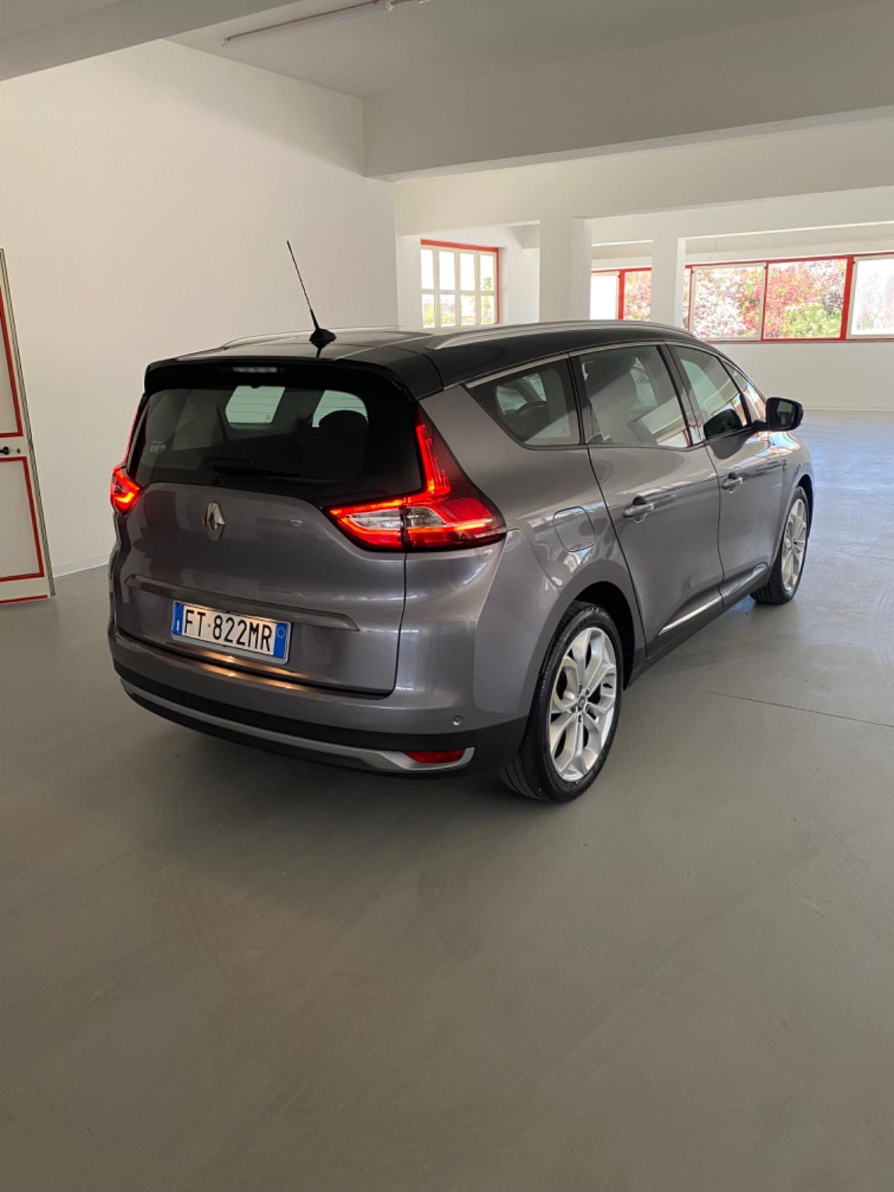 Renault Grand Scenic dCi 8V 110 CV Energy Sport Edition2