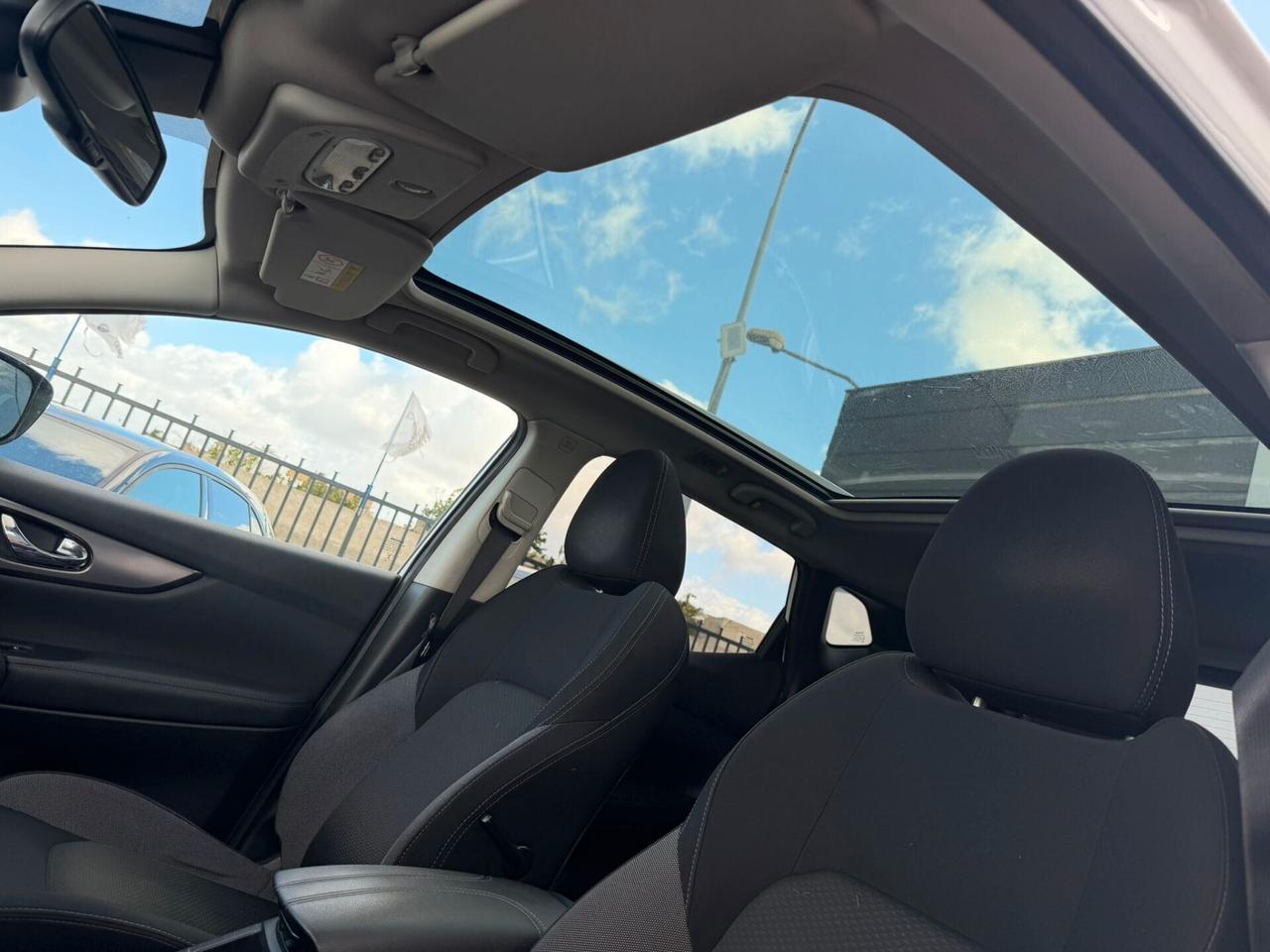 Nissan Qashqai 1.5 dCi N-Connecta