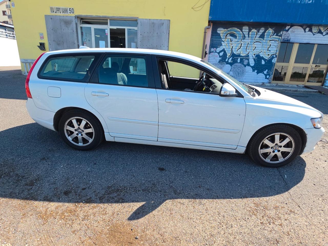 Volvo V50 D2 POLAR