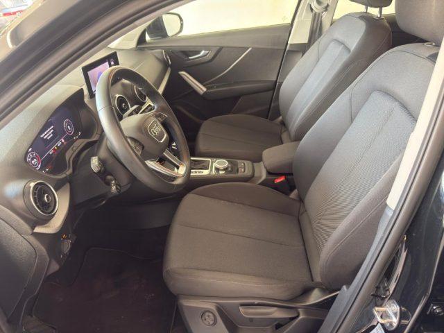 AUDI Q2 35 TDI S tronic Business Advanced