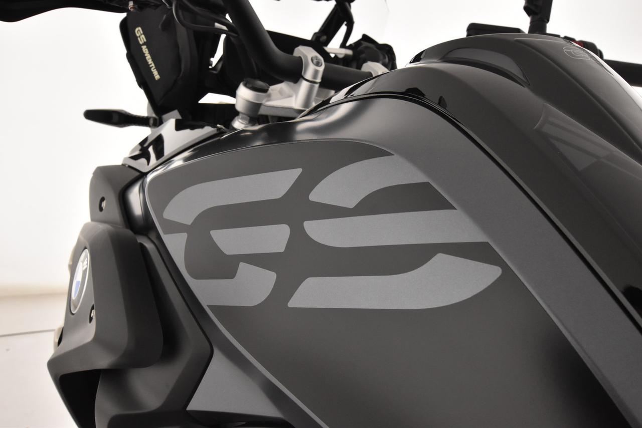 BMW R 1250 GS TRIPLE BLACK LED+ESA+NAVI