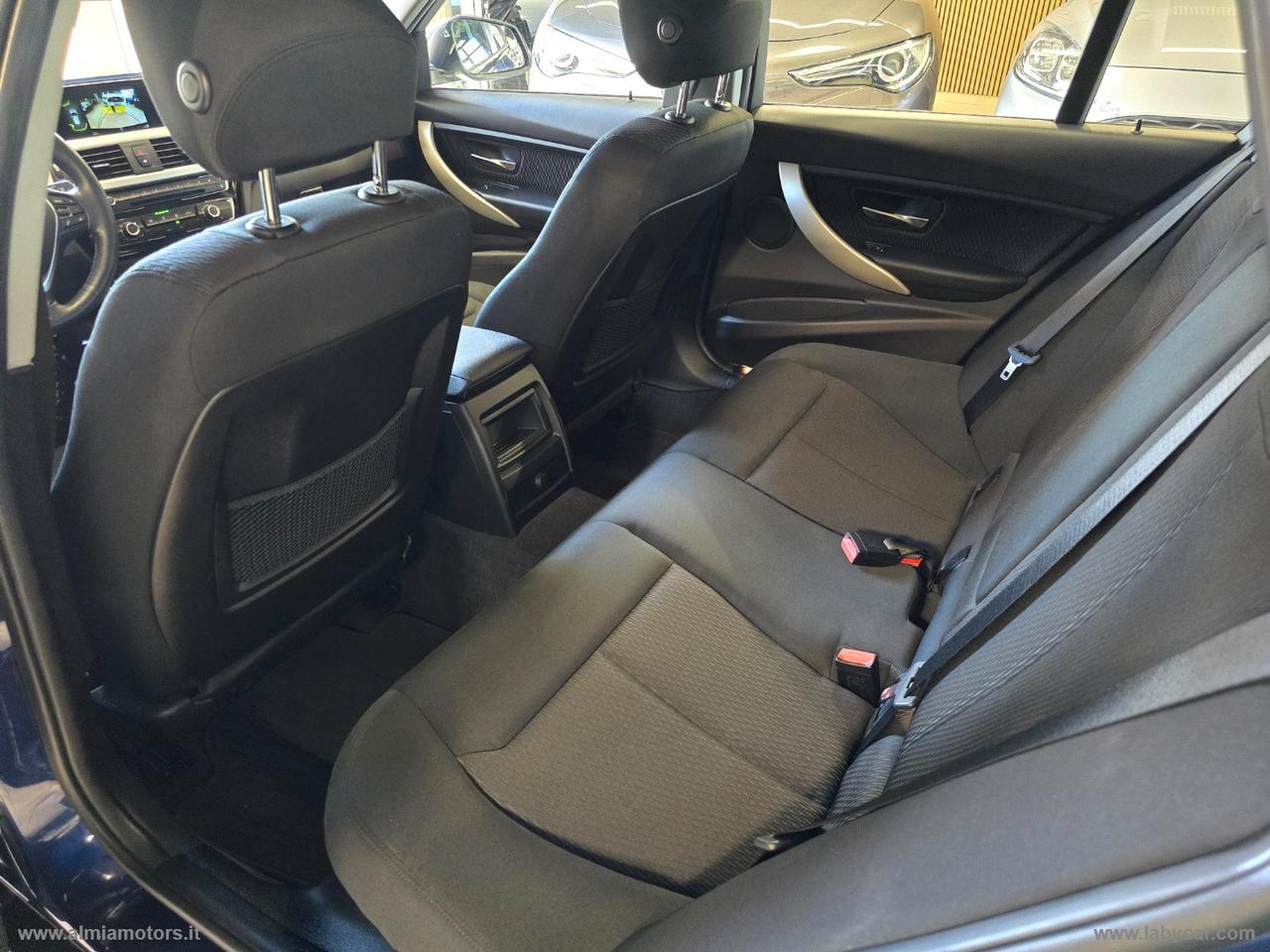 BMW 320d xDrive Touring