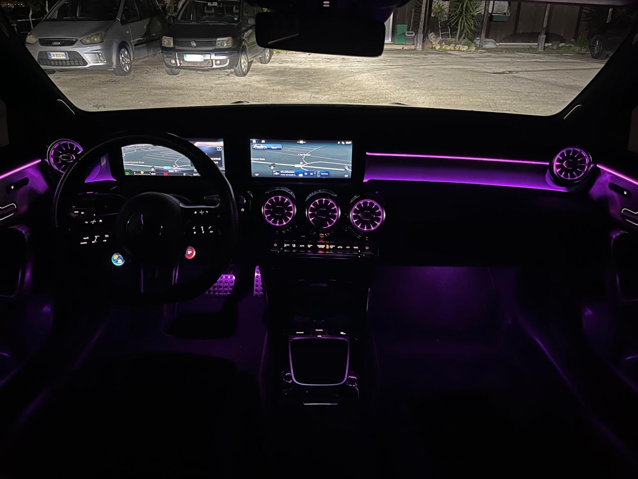 Mercedes-benz A 35 AMG LINE PREMIUM PLUS