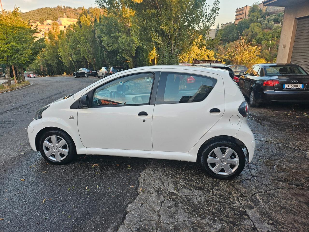 Toyota Aygo 1.0 12V VVT-i 5 porte 66.000km 2012