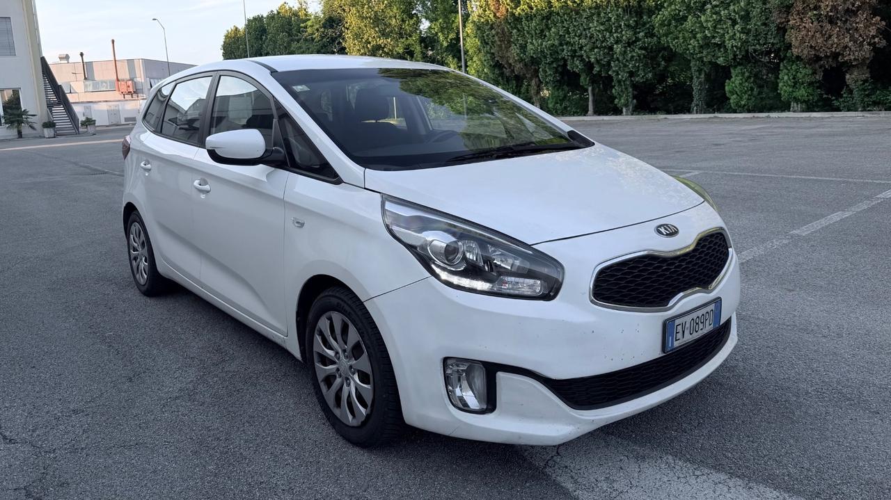 Kia Carens 1.7 CRDi 115 CV Cool