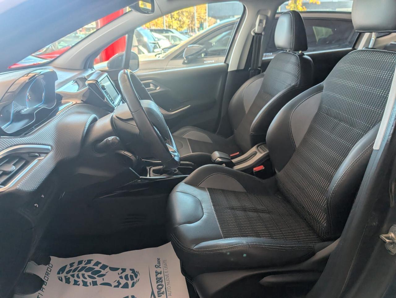 Peugeot 2008 Black Matt 62.000 KM