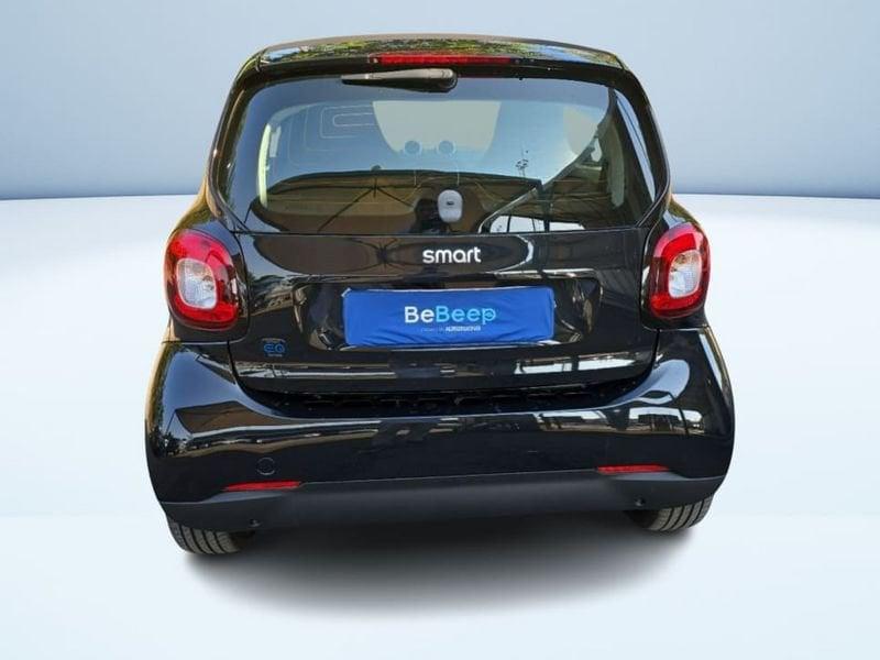 smart fortwo EQ PURE 4,6KW
