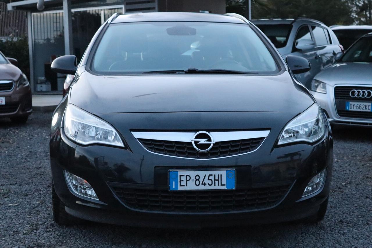 Opel Astra 1.7 CDTI 110CV Sports Tourer Cosmo