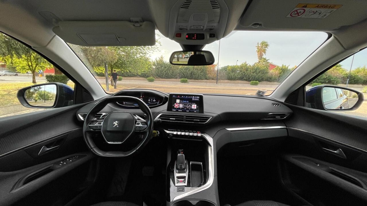 Peugeot 3008 BlueHDi 130 S&S EAT8 Business