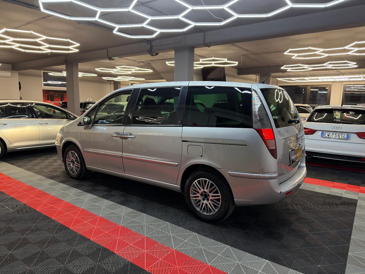 Lancia Phedra 2.0 MJT - FABIANOAUTO