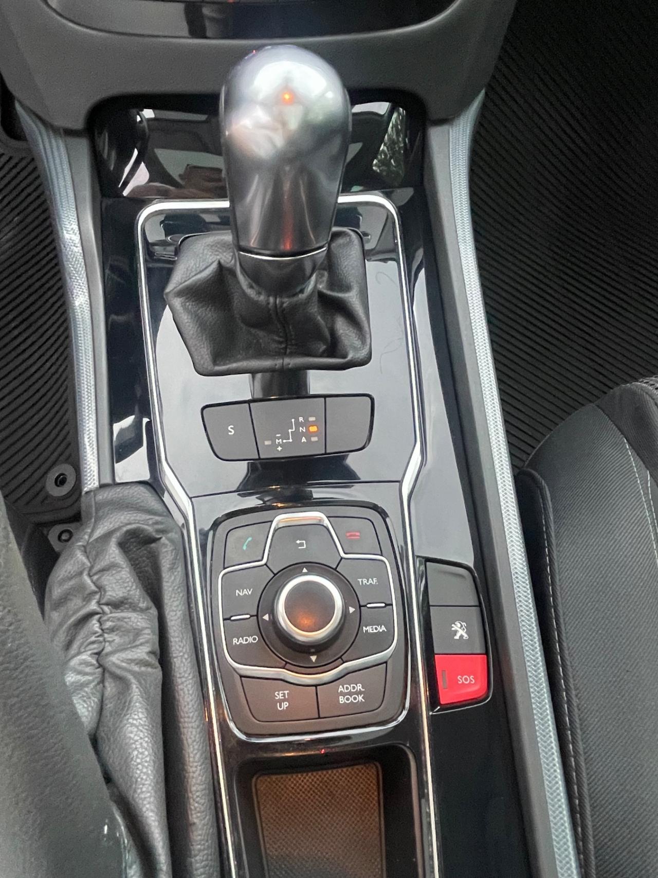 Peugeot 508 1.6 e-HDi 115CV cambio robotizzato S&S SW Ciel Allure