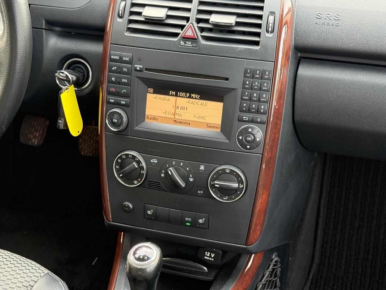 Mercedes-benz A 180 BlueEFFICIENCY Avantgarde