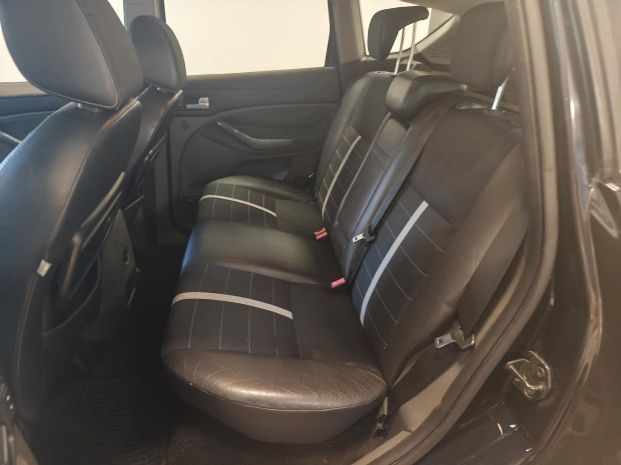 Ford Kuga 2.0 TDCi 136 CV 4WD Titanium DPF