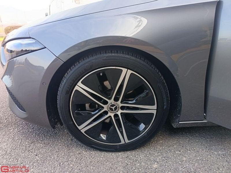 Mercedes-Benz Classe A A 180 d Automatic Progressive Advanced Plus TETTO APRIBILE