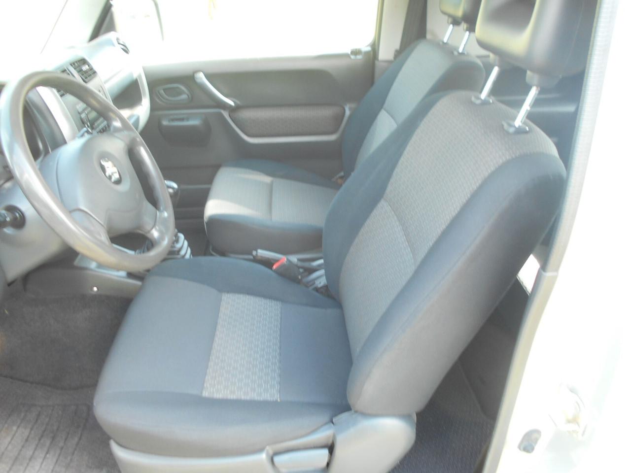 Suzuki Jimny 1.3i 16V cat 4WD JLX