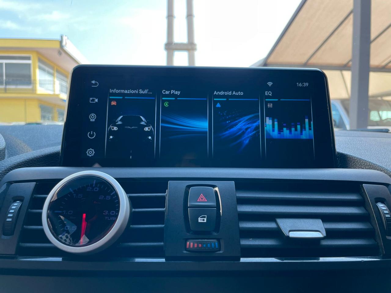 Bmw 116 116d 5p. Unique