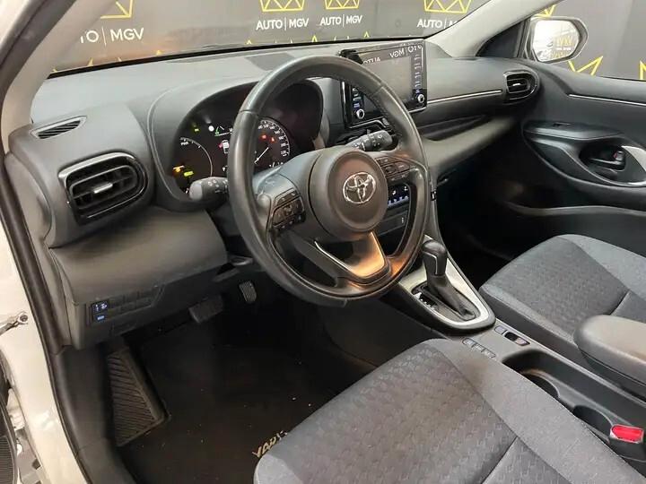 Toyota Yaris 1.5 Hybrid 5 porte Business AUTOCARRO