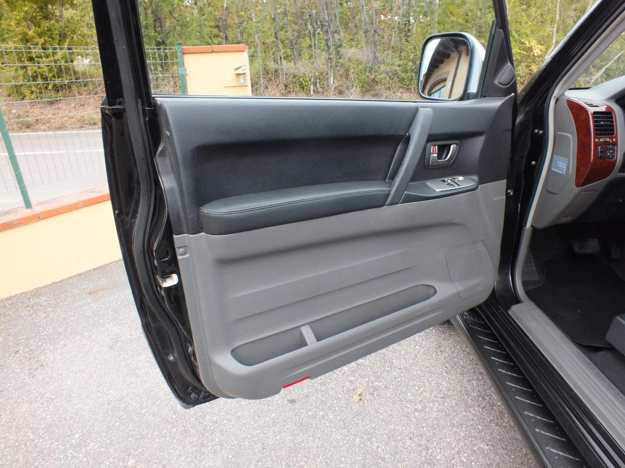 MITSUBISHI PAJERO 3.2 16V DI-D CORTO GLX