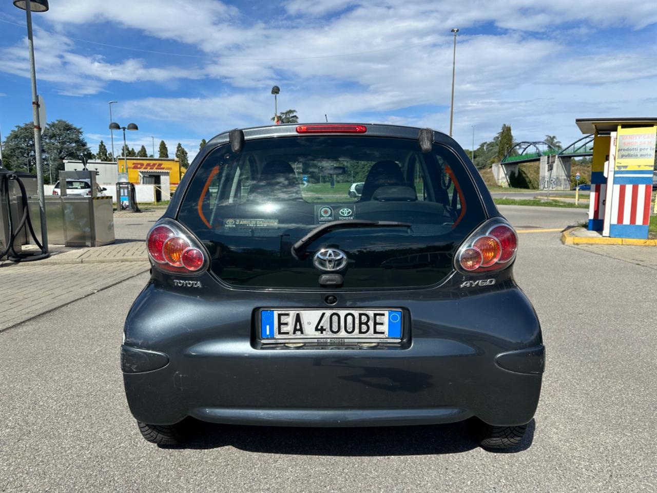 Toyota Aygo 1.0 12V VVT-i 5 porte Sol GPL