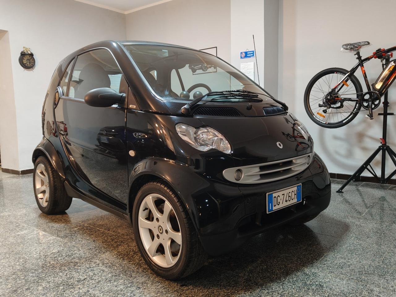 Smart ForTwo 700 coupé pulse (45 kW)