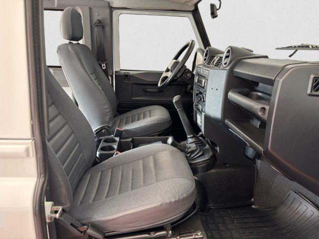 LAND ROVER Defender 90 2.2 TD4 Station Wagon N1