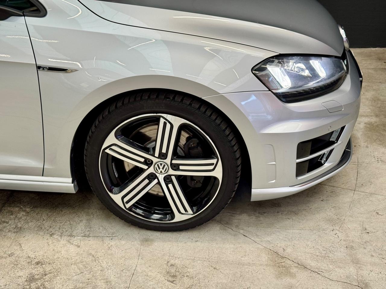 Volkswagen Golf R 2.0 DSG 5p.