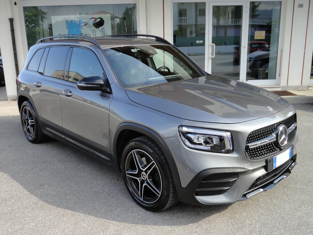 Mercedes-benz GLB 200 d Automatic Premium AMG Style con Black Pack