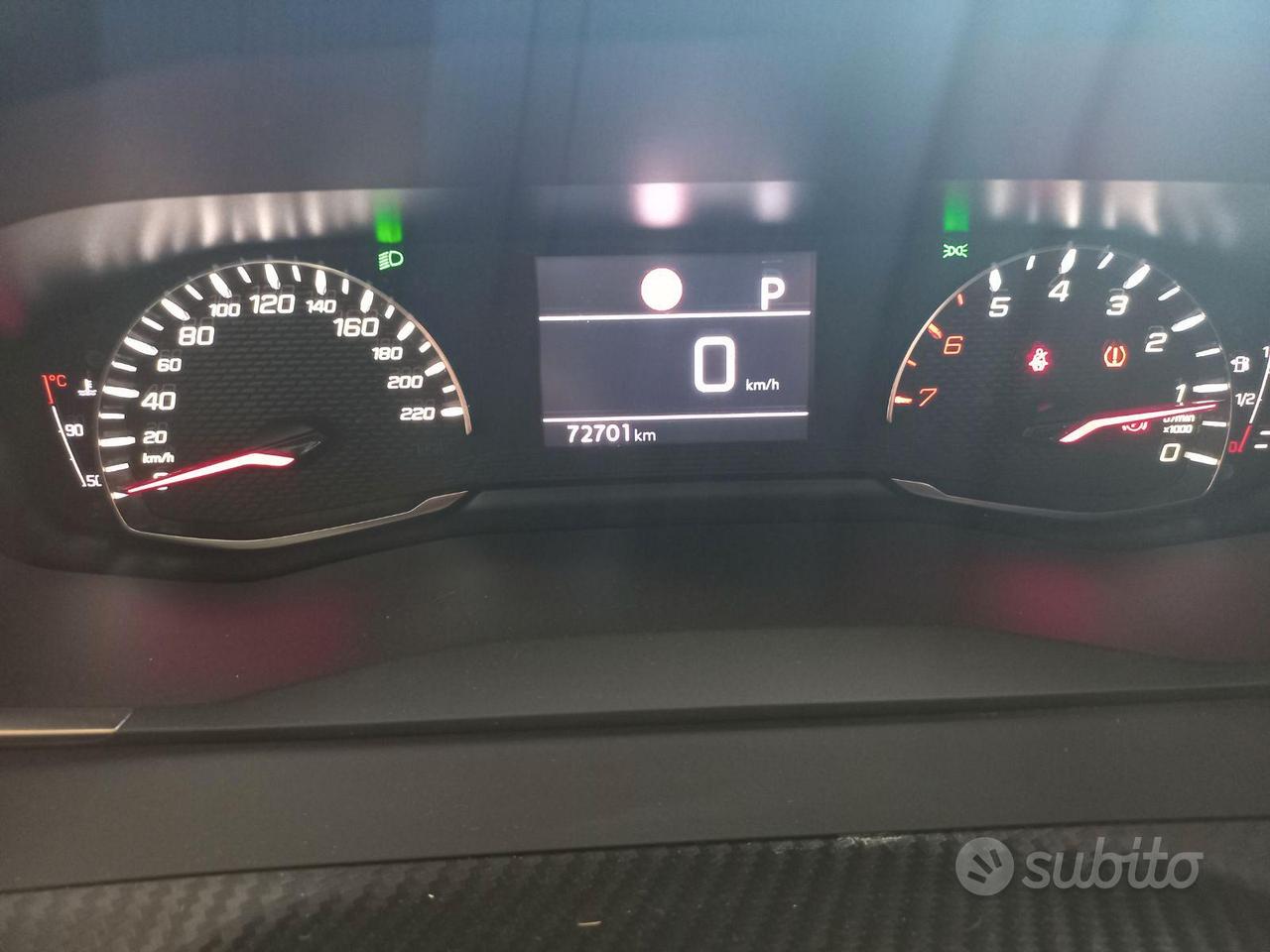 Peugeot 2008 Allure Pack S&S A/T iva deducibile