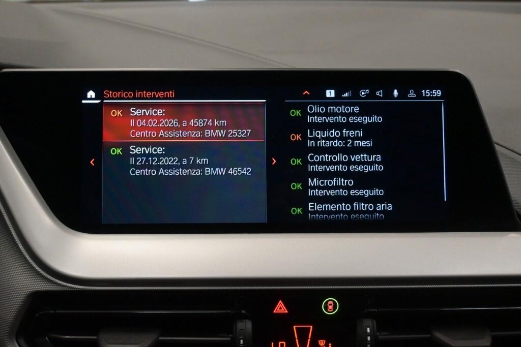 Bmw 116 116d 5p. Business Advantage