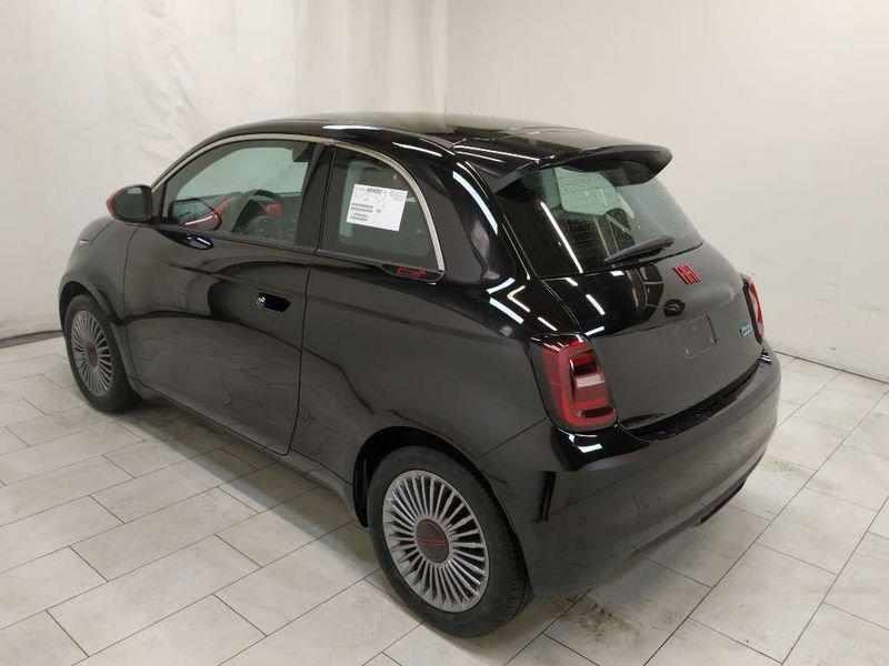 FIAT 500e 42 kWh (Red)