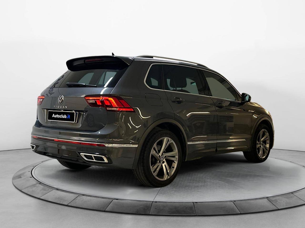 Volkswagen Tiguan 2.0 tdi R-Line 150cv
