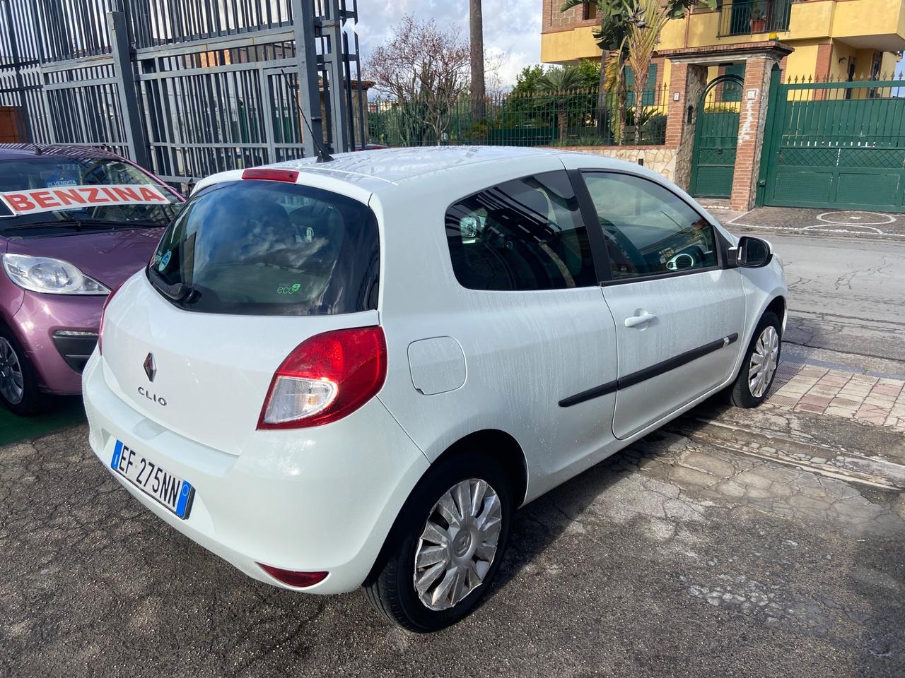 Renault Clio 1.2 16V 3 porte Confort