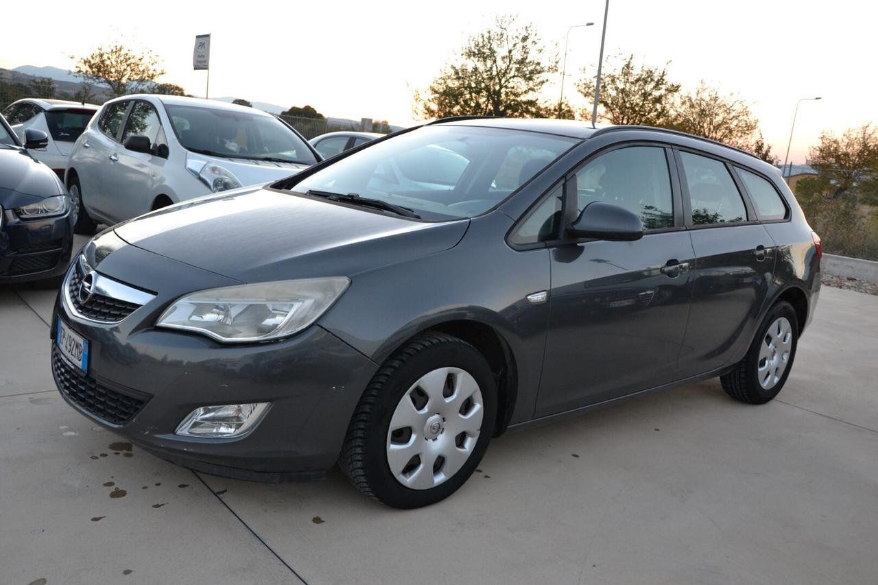 Opel Astra 1.7 CDTI 110CV Sports Tourer '12