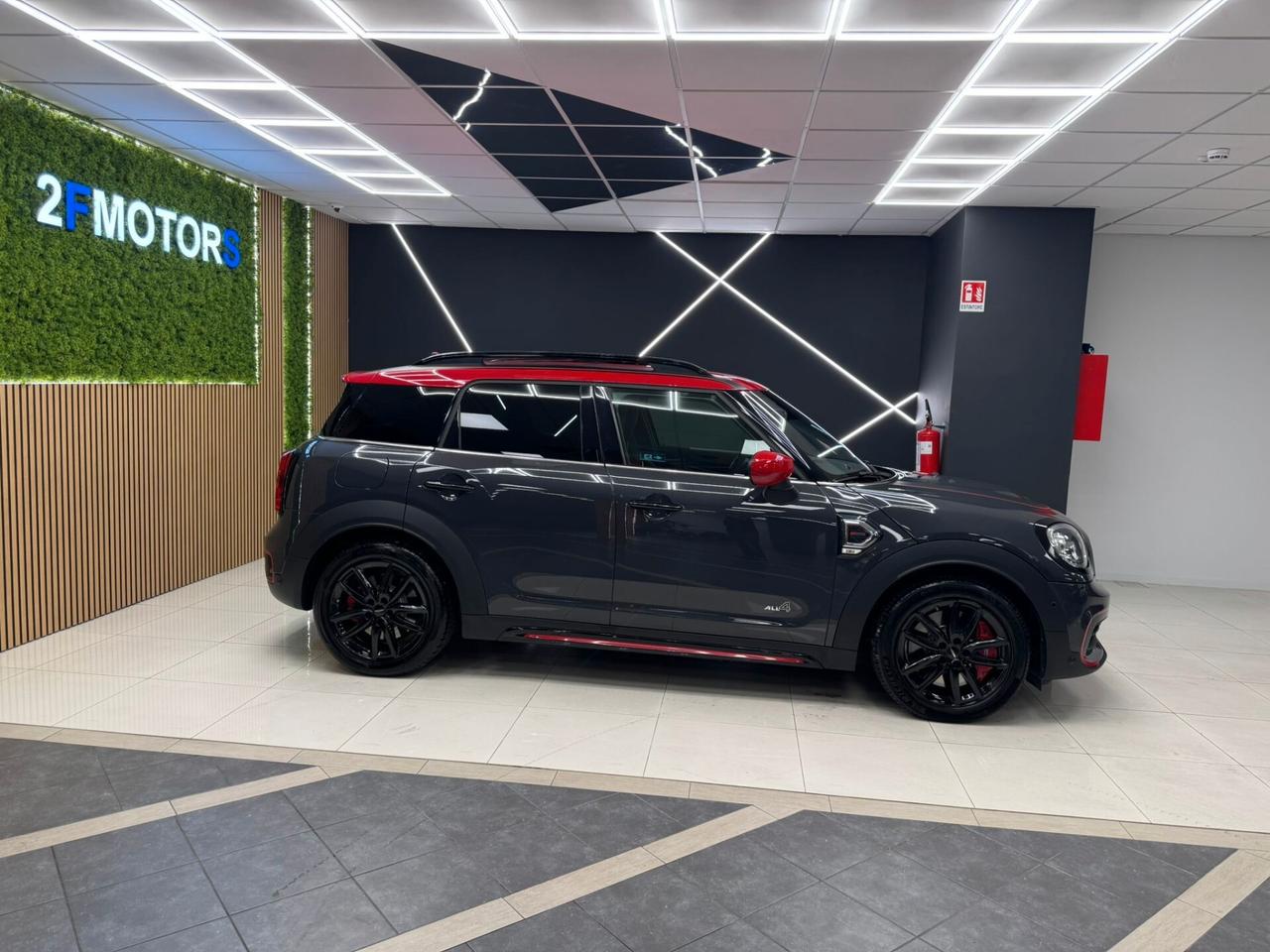 Mini Clubman John Cooper Works Countryman 2.0 JCW auto