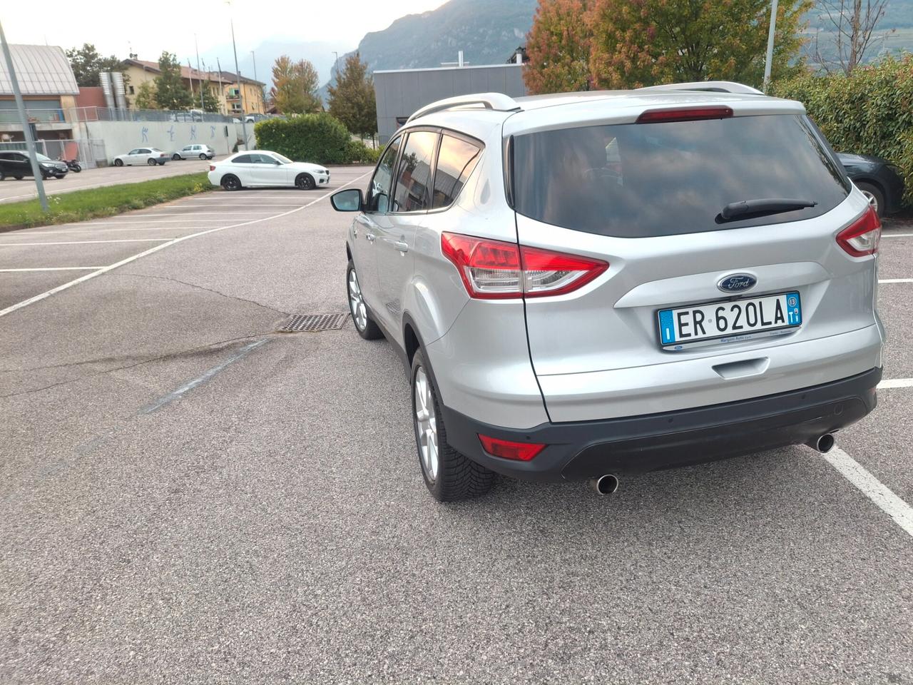 Ford Kuga 2.0 TDCI 163 CV 4WD Powershift Titanium