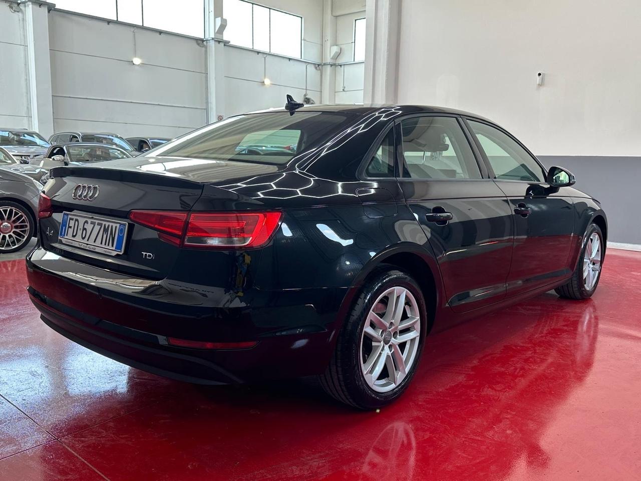 Audi A4 2.0 TDI clean diesel multitronic Business Plus