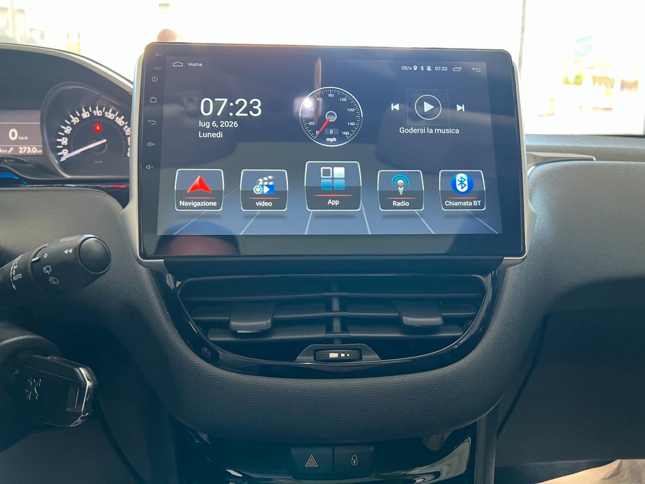 Peugeot 208 1.6 e-HDi 115 CV Stop&Start 5 porte Allure