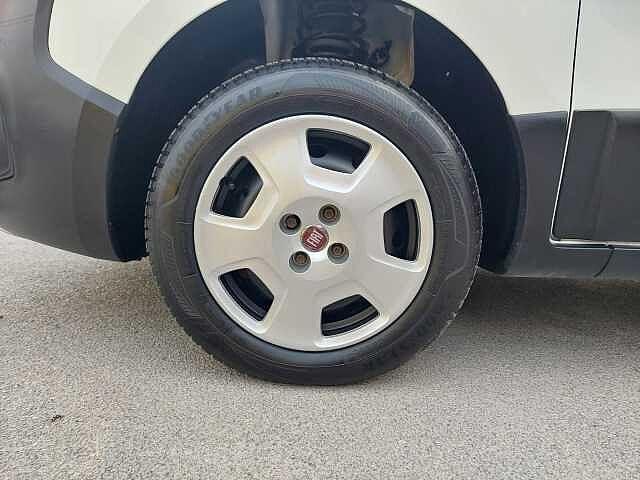 Fiat Fiorino 1.3 MJT 95CV Combi Adventure
