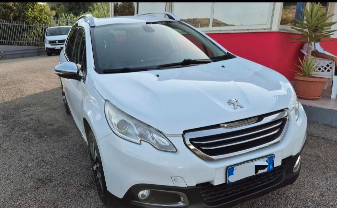 Peugeot 2008 BlueHDi 100 S&S Allure