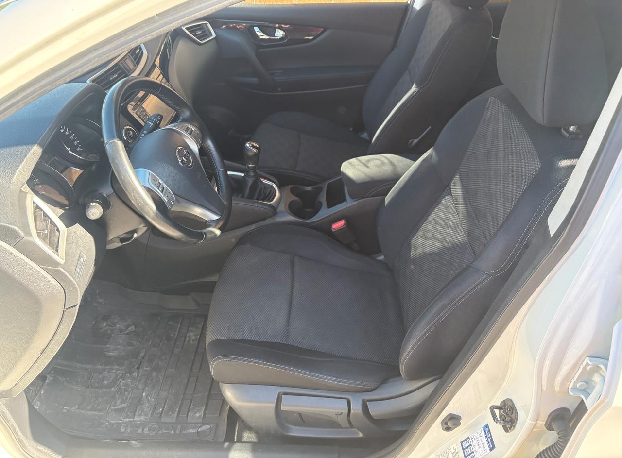 Nissan Qashqai 1.2 DIG-T 360°-Unico Prop.