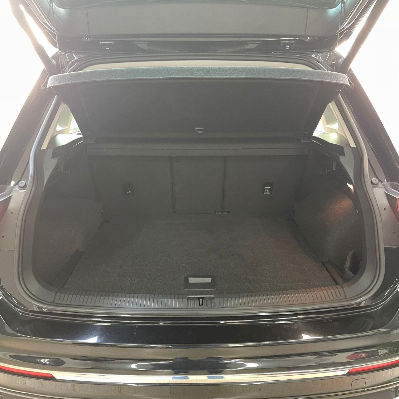 Volkswagen Tiguan 2.0 Bi-TDI 240cv DSG 4motion R-Line