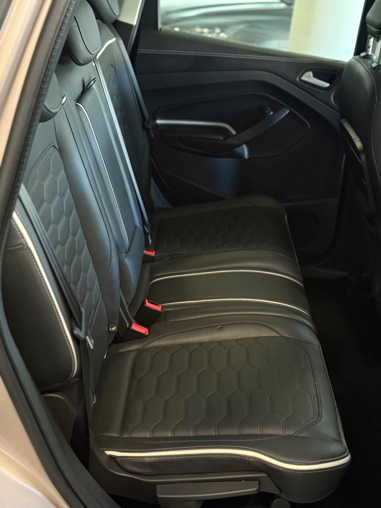 Ford Kuga 2.0 TDCI 180 CV S&S 4WD Powershift Vignale