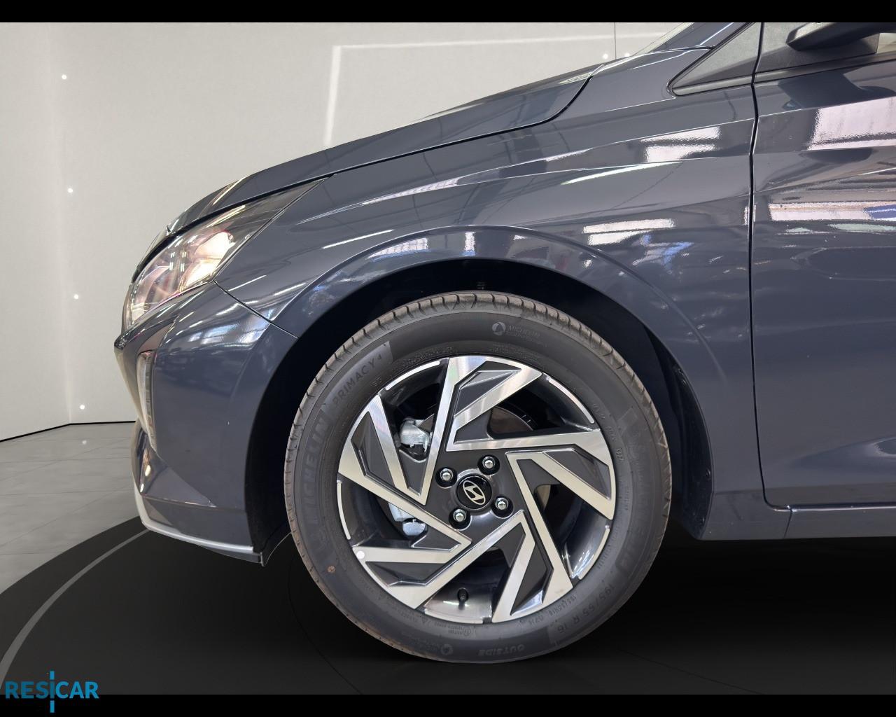 HYUNDAI I20 PE MY25 1.2 MT CONNECTLINE