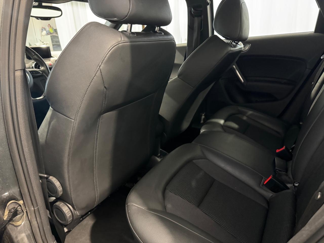 Audi A1 SPB 1.0 TFSI ultra Admired S-Line