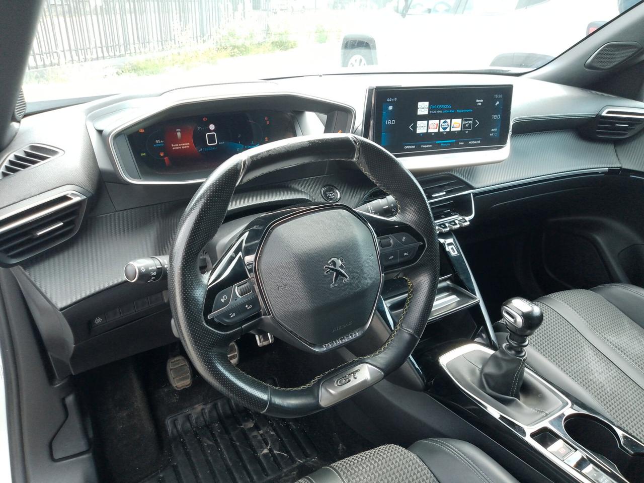 Peugeot 2008 BlueHDi 110 S&S GT
