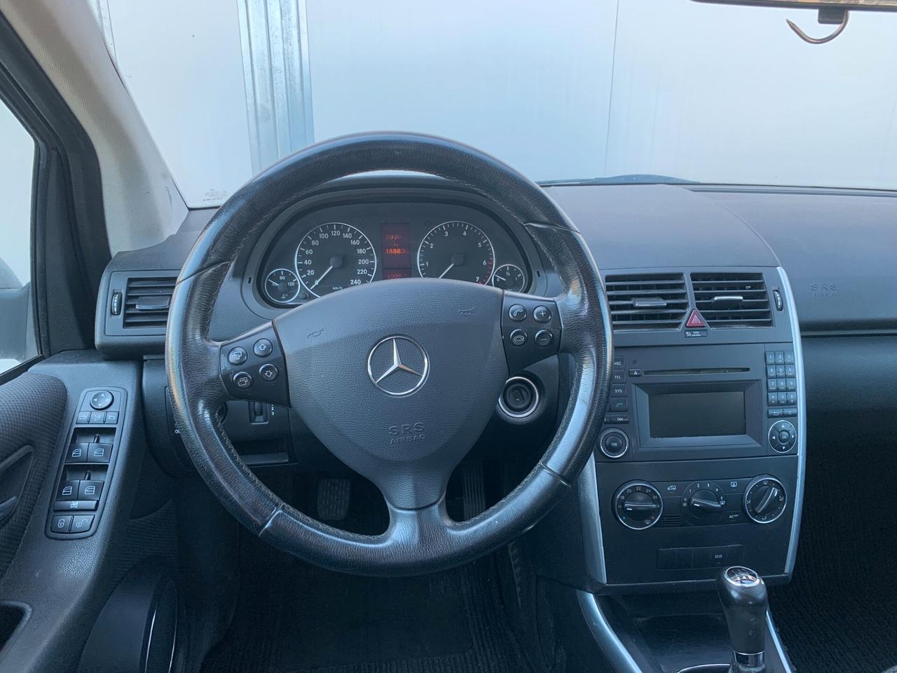 Mercedes-benz A 150 BlueEFFICIENCY ANCHE X NEOPATENTATI