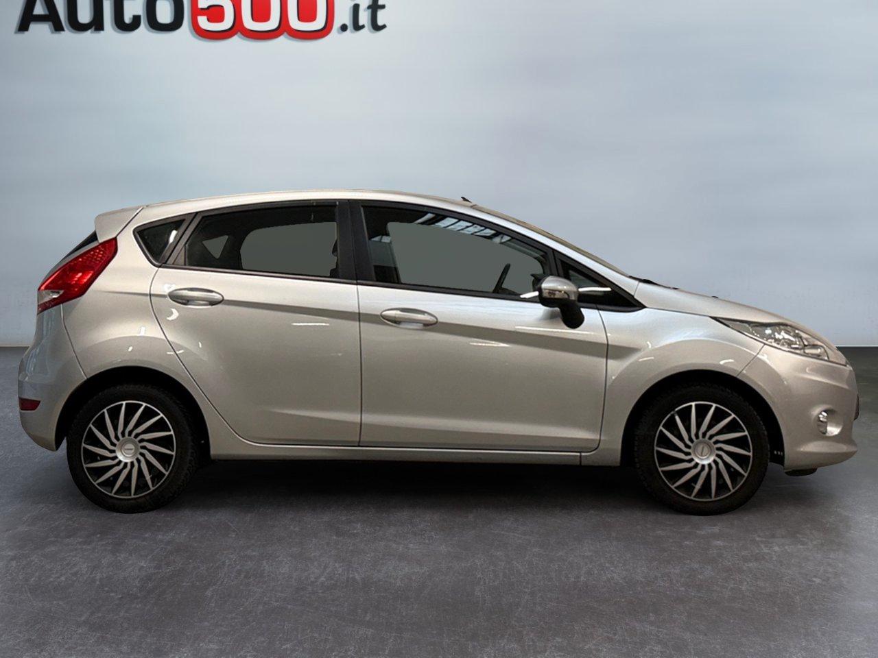 Ford Fiesta 5 Porte Fiesta 5p 1.2 16v + c/esp 82cv E5